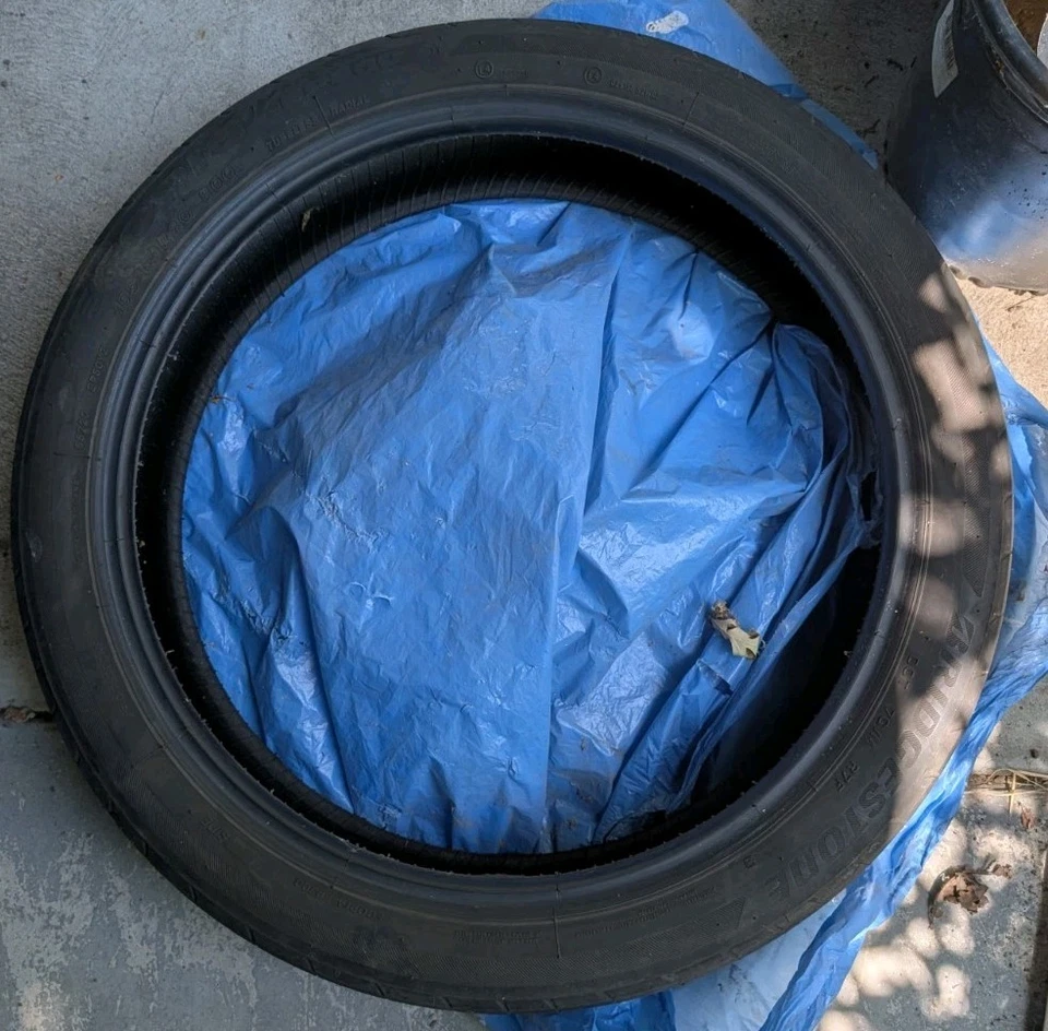 1 - SIN REPARACIONES 155/60R20 (80Q) Bridgestone Ecopia EP500 (*) BMW OEM - 5089 Foto 2 de 4