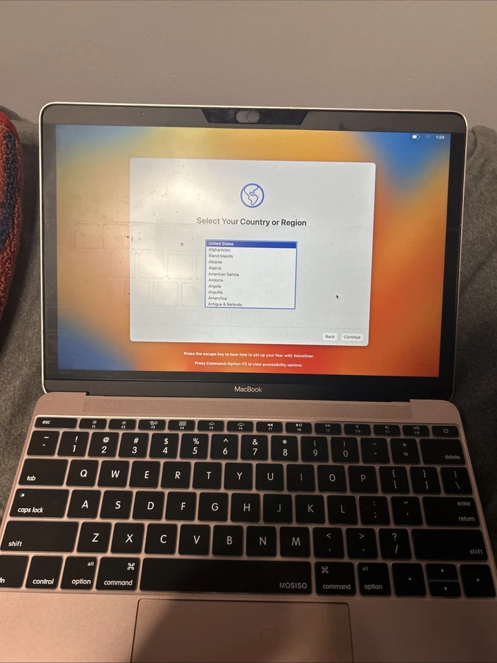 Apple MacBook 12 em 2017 Rose Gold/Intel Core M3 1.2 GHz, 256 GB 8 GB Intel... - Imagem 2 de 4