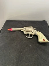 Buffalo Bill 1940s-50s Vintage Die-Cast Toy Cap Gun