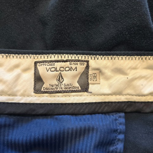 Volcom Corpo Class Men Size 38 Navy Blue Shorts - Picture 5 of 6