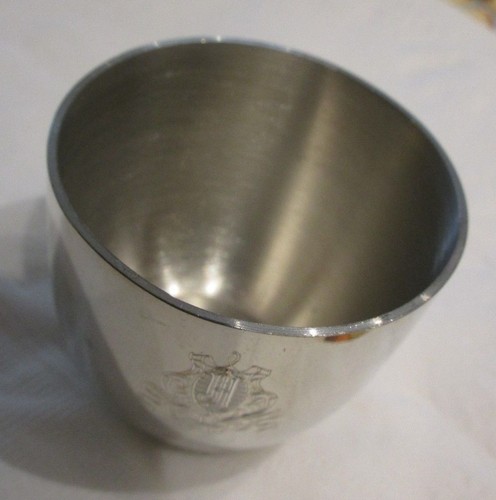 Camelot Zinn Virginia 1,5" x 2" Diamant Tasse mit HJ Gravur Handarbeit wunderschön! - Bild 6 von 10