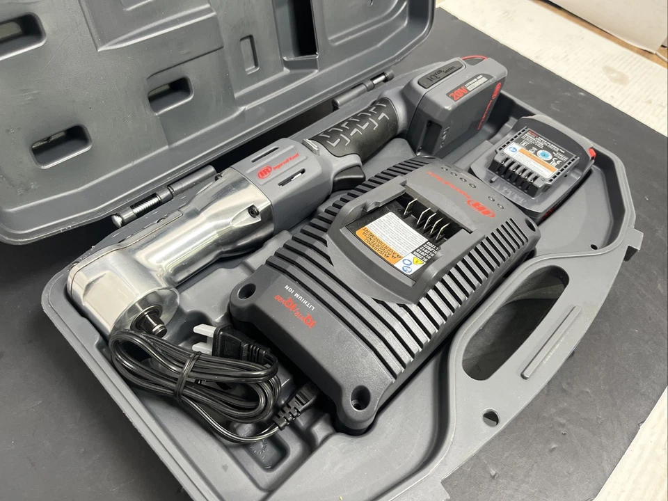 Ingersoll Rand 3/8" 20v Angle Impactool W5300 Series Kit W5330-K2 - Image 2 of 4