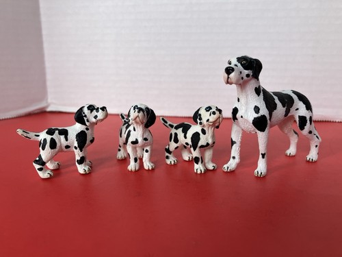 Schleich 16384 Great Dane Female, 16385 Great Dane Puppy X3 Retired