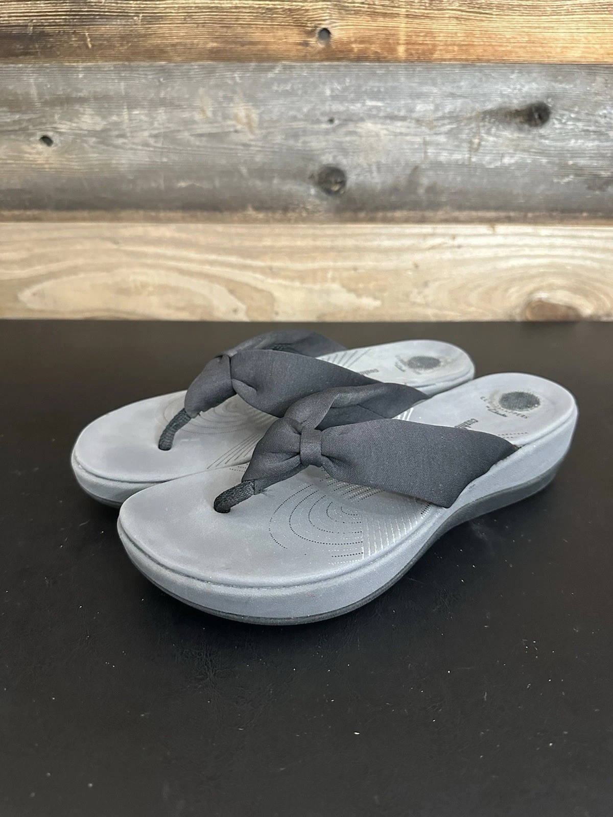 Sandali donna Clarks Cloudsteppers taglia 9 Arla Glison infradito tessuto nero