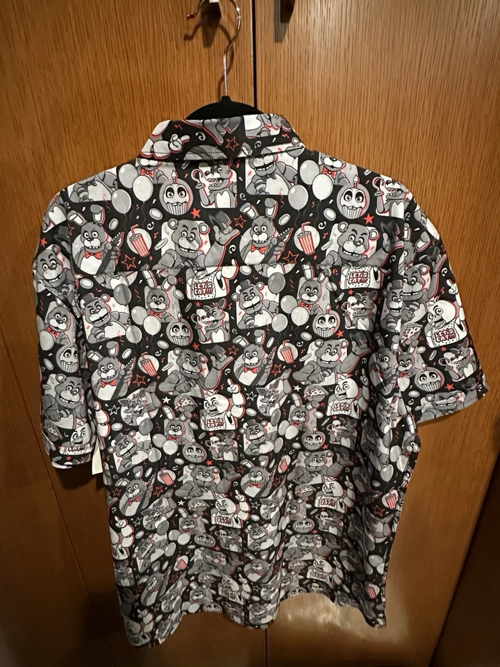Camisa Five Nights At Freddy's FNAF RSVLTS XL NUEVA Halloween Horror Nights HHN Foto 3 de 4