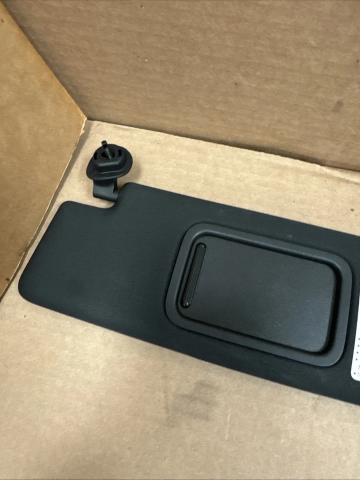 2008 09 -2012 2014 2015 AUDI R8 Driver ESQUERDO SOL viseira espelho teto tampa superior 0007 - Imagem 2 de 4