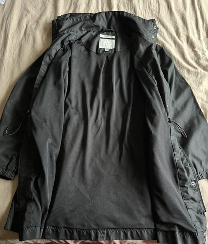 ✨Black Target XS Rain Jacket - Women’s - Picture 4 of 6