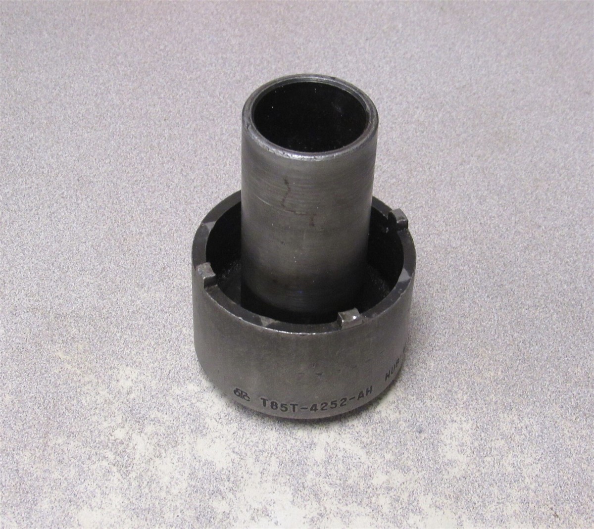 Ford T85T-4252-AH 205-230 OTC Rotunda Wheel Hub Nut Socket