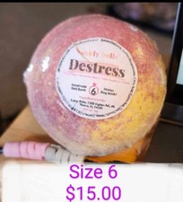 bubbly belle bath bomb Distress with ring size 6