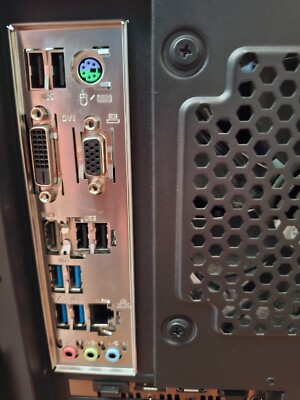 pc gebraucht amd ryzen 5 2600 ,Strix Gaming Card V1427,ATX-Gehäuse ,Win 11 Pro