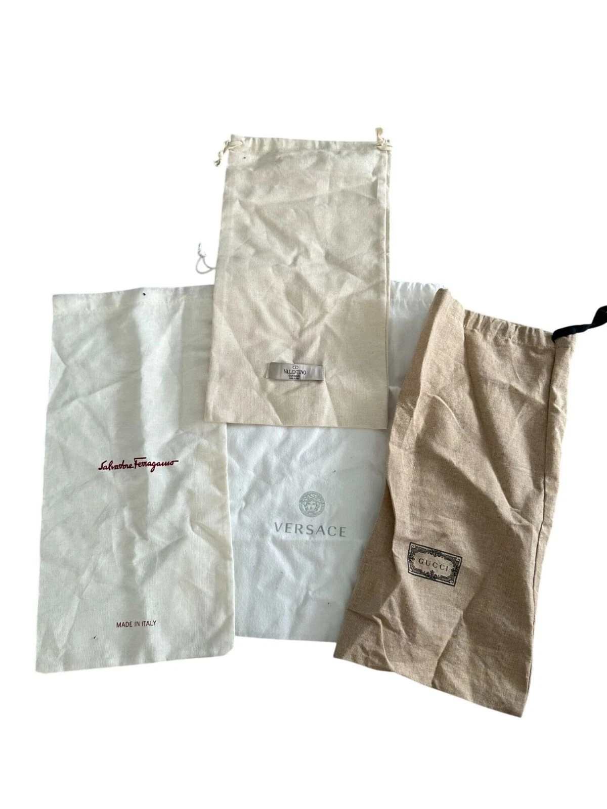 Sacs à poussière accessoires chaussures design GUCCI Ferragamo Versace Ferragamo