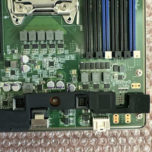 IBM 01YM718 01YM719 R0998-G0001-03 SAN Volume Controller Motherboard 2145-SV1 - Picture 11 of 14