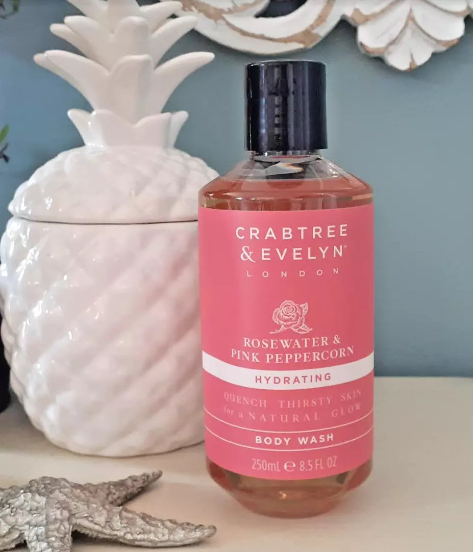 Crabtree and evelyn rosewater and pink peppercorn perfume hot sale