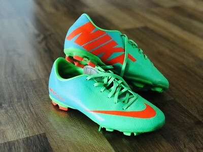 gumtree soccer boots
