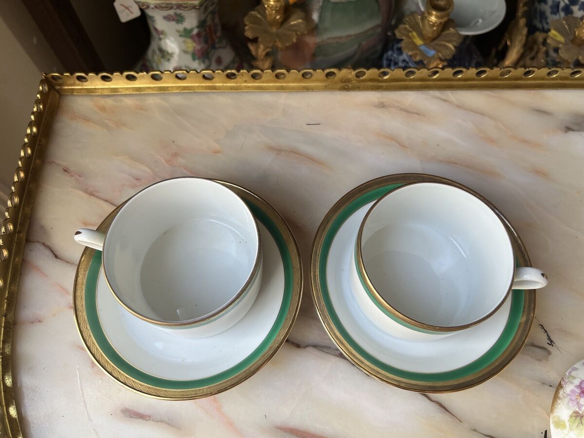 Richard Ginori Designer Italian Coffee or Tea Cups and Richard Ginori Designer Italian Coffee or Tea Cups and