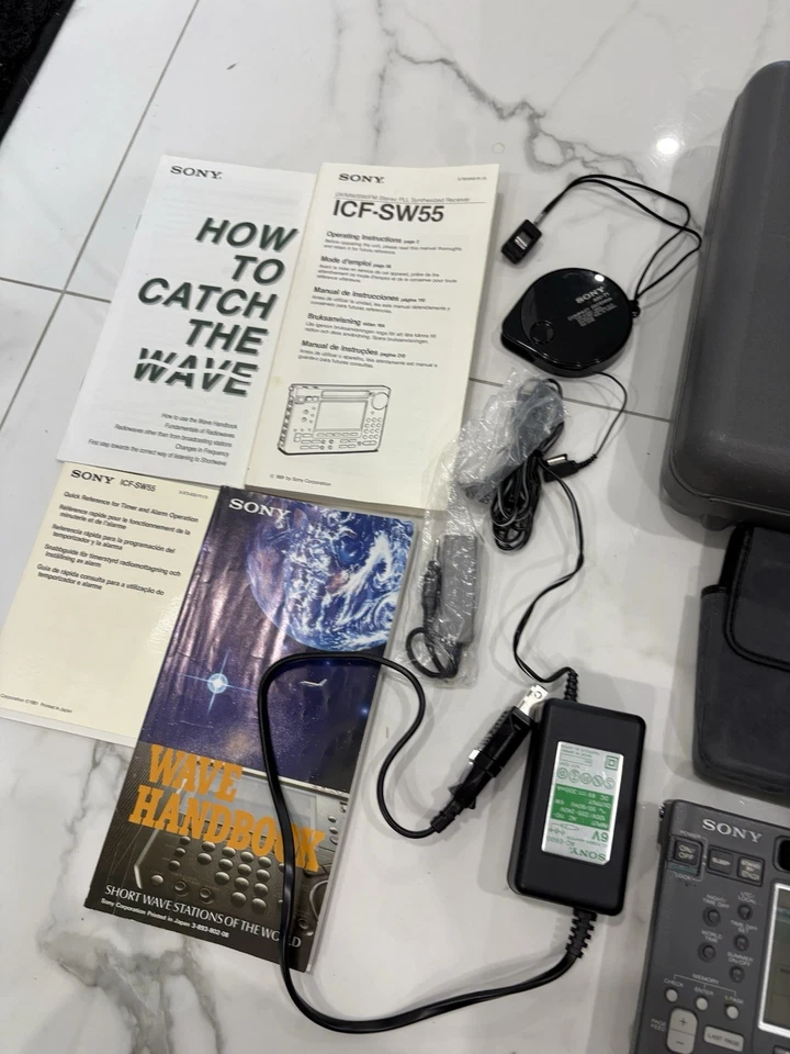 Receptor Sony ICF-SW55 Banda Mundial Raro Completo En Estuche Manuales Foto 4 de 4