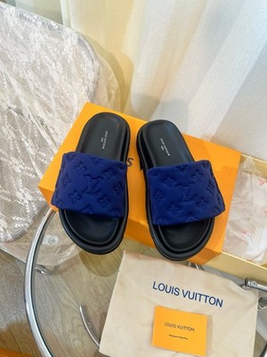 Pool Pillow Blue Lv Sandals NEW Louis Vuitton Pool Pillow Comfort