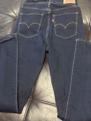 Levi s  Junior Girls  Pants   Waist 27  Length 30 , Great Condition