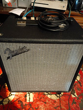 Combo amplificador de bajo Fender Rumble 25 estado sólido 25 W 8 ohmios práctica PR 2463