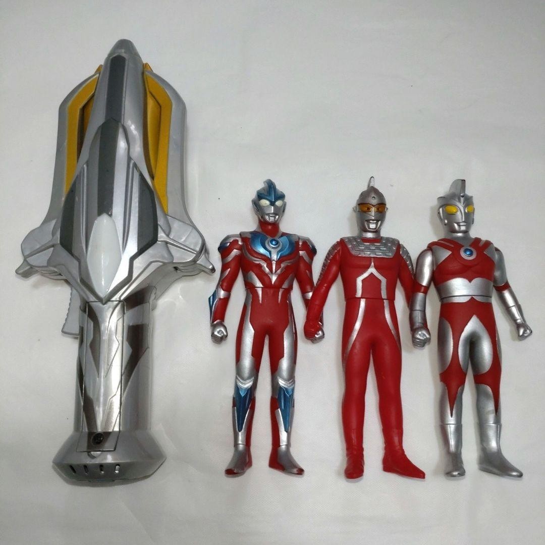 DX Ginga Spark Ultra Hero 500 Sofubi Ultraman Ginga Seven