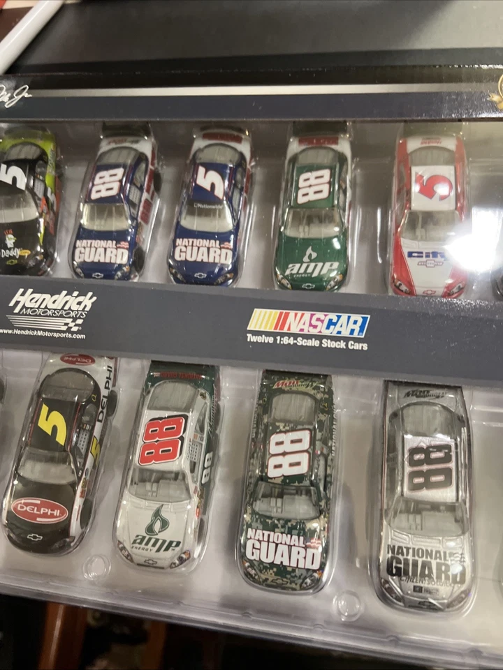 Juego de 12 autos NASCAR Action Dale He Gold Series JR Motorsports 1:64 2500 210 Foto 3 de 4