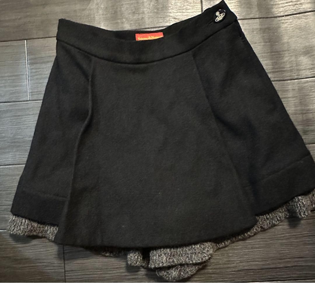 Vivienne Westwood|SHORTS (CULOTTES (3902000I C0039 K208 Vivienne Westwood Waistwood Black Culottes Shorts with Inner