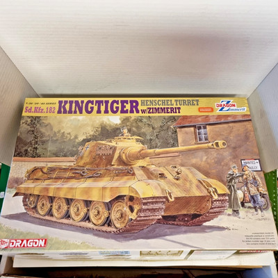 Dragon 6303 Sd.Kfz.182 Kingtiger Henschel Turret w/Zimmerit   1:35 NEU mit OVP