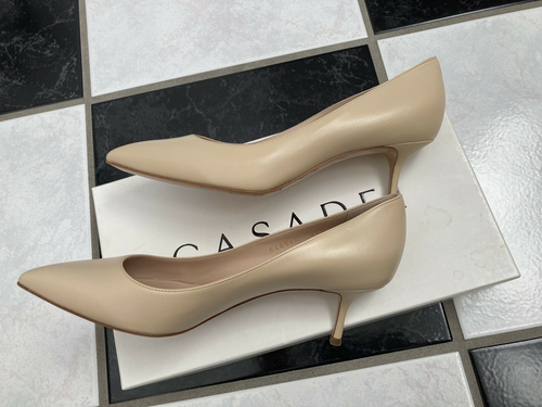 NIB 100% AUTH Casadei Beige Leather Kitten Heel Pointed Toe Pumps Sz 36.5 $520 - Picture 4 of 7
