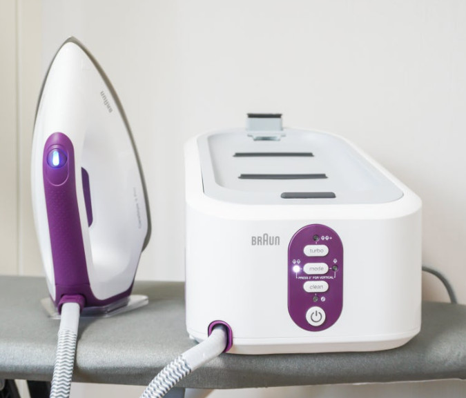 Braun CareStyle 3 Pro/ Steamed iron / IS3155 220V 60Hz Only