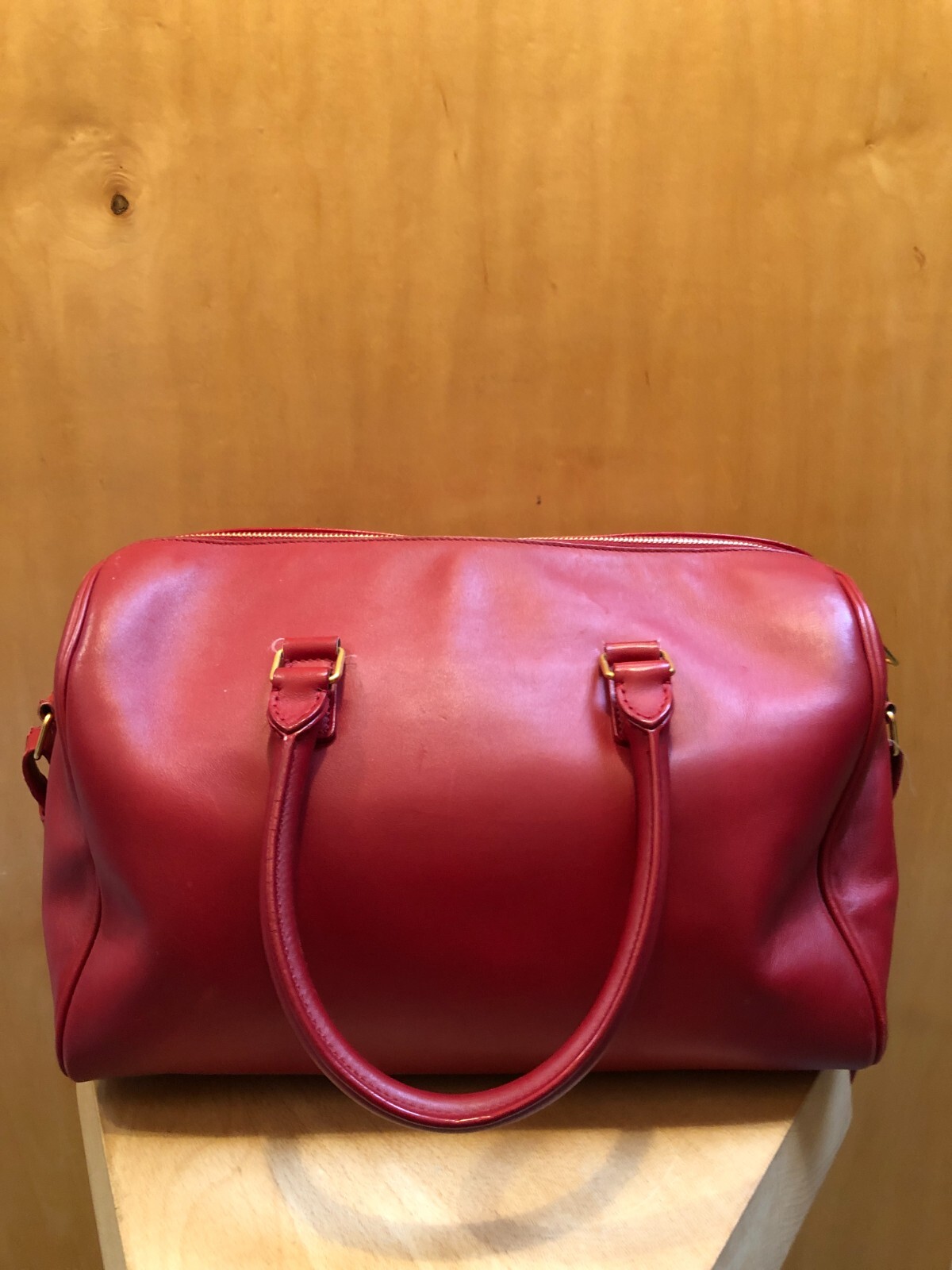 Borsa a tracolla SAINT LAURENT triangolo borsone rossetto pelle rossa