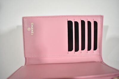 Chanel 22K Pink Caviar CC Logo Quilted Classic Zipped Snap Button