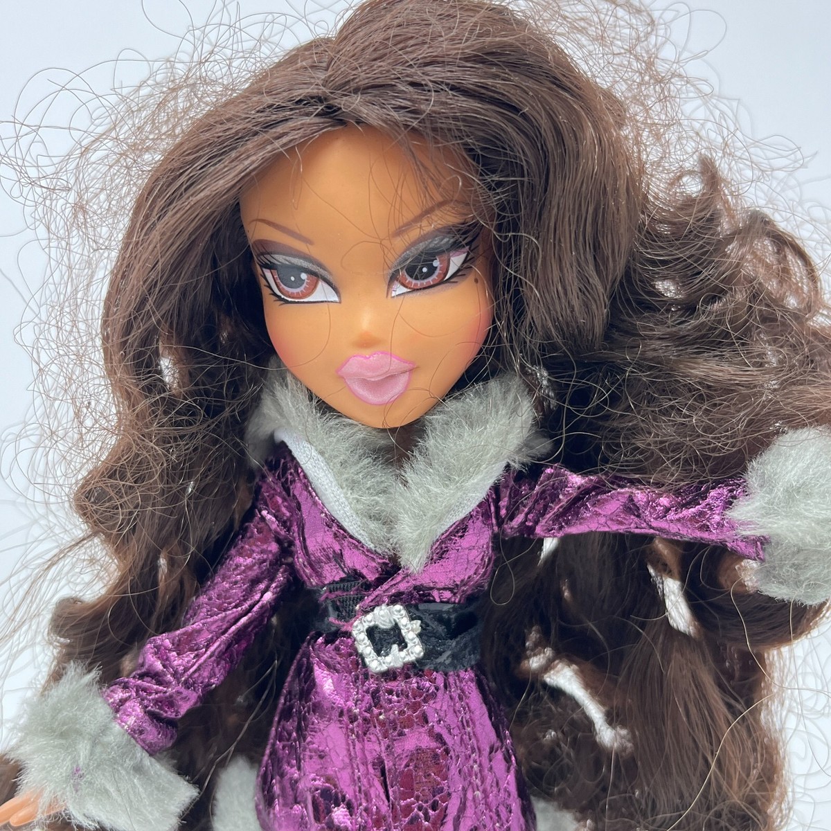 Bratz Wintertime Collection Yasmin Doll Original Outfit & Shoes
