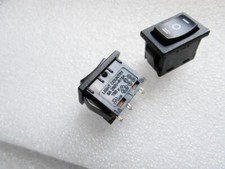 2pcs NEW LIGHT COUNTRY R19A 6A 250VAC 3 positions Rocker Switch 3 Pins