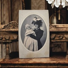 Antique Late 1800s Cabinet Card Photo Mother And Baby Hat Nicely Dressed