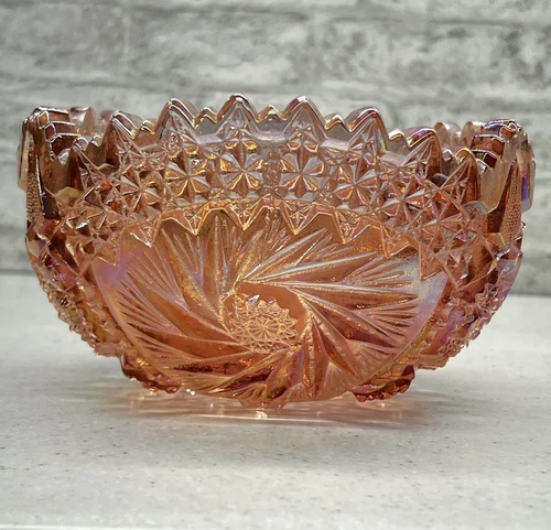 Vintage L.E. Smith Comet in the Stars Pink Iridescent Carnival Glass Bowl