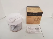 The Pampered Chef Manual Food Processor 2581 in Box