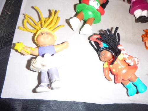 Lot de 14 figurines miniatures enfant patch chou - Photo 3/6