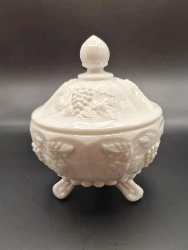 Vintage Westmoreland Milk Glass Covered 3-Toed Candy Dish Paneled Grape Lid 5"