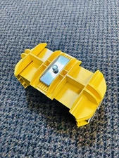 FRBC6X4YL  (Panduit) 6x4 RACEWAY COUPLER FITTING YELLOW