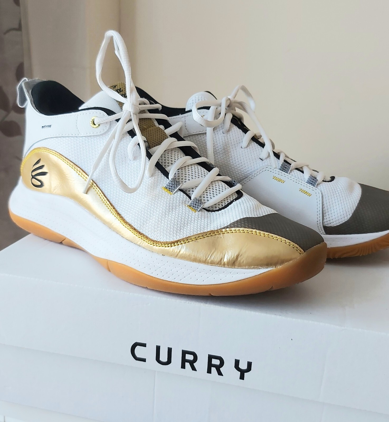 Under Armour Curry Basketball Shoe UK 11.5 eBay