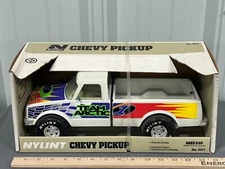 Team ARCTIC CAT 1 Chevy Racing Pickup Truck Private Label NIB NYLINT Artic