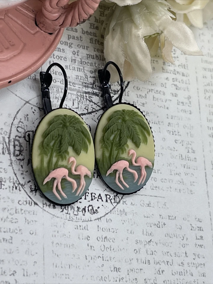 Rosa Flamingo Pool Urlaub Pool Party schwarze Fassung Emaille Ohrringe Kamee - Bild 4 von 4