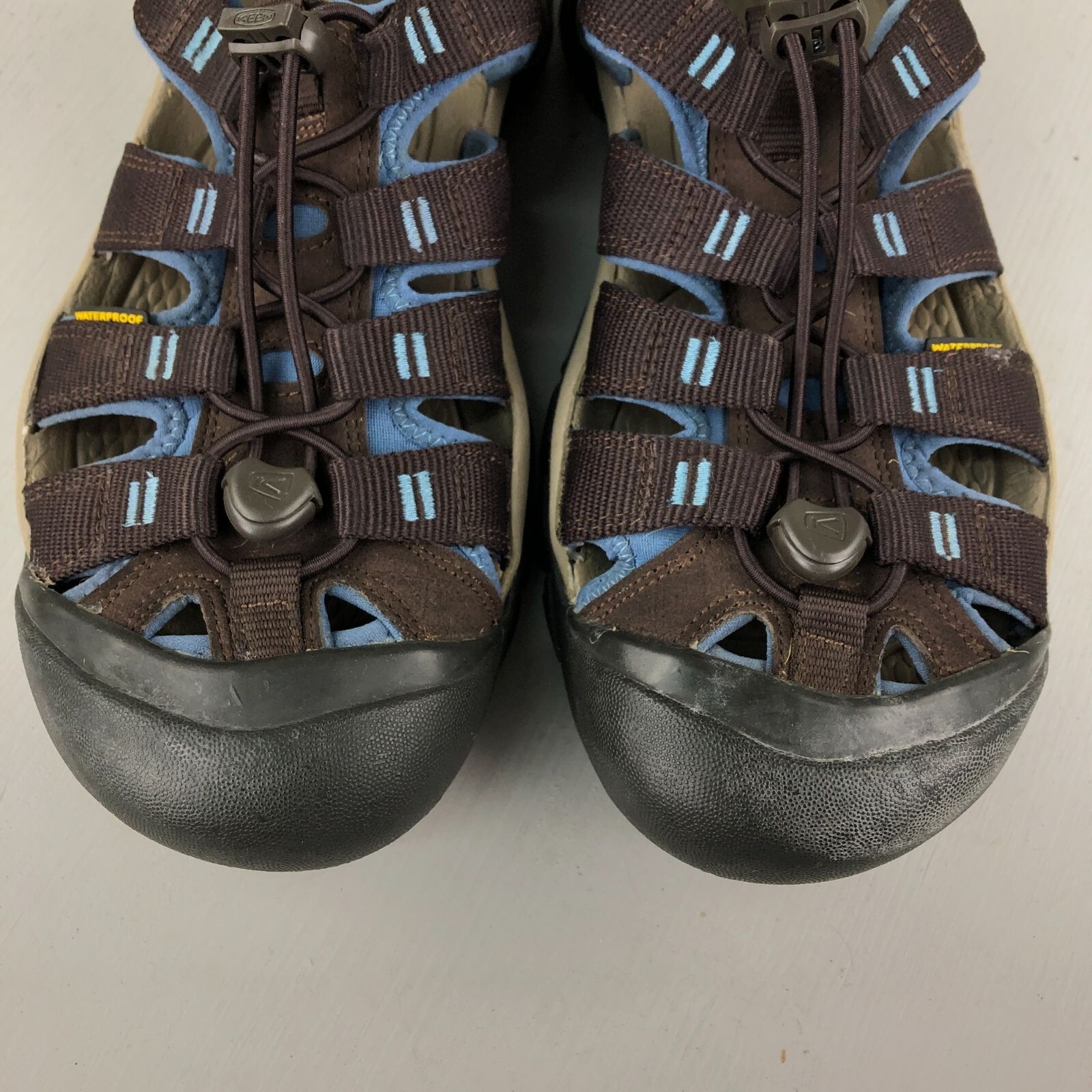 Sandali da esterno Keen donna taglia 10 Newport H2 Mulch Quiet Harbor marrone blu