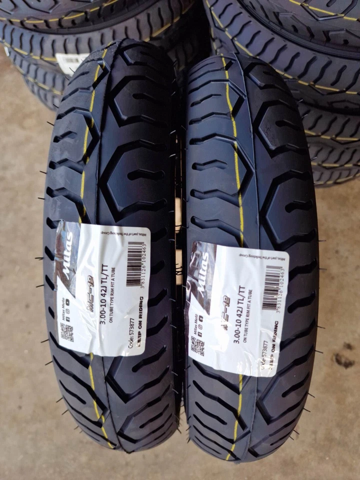 Coppia Gomme 3.00-10 42J MITAS MC12 DOT2025 per Vespa 50
