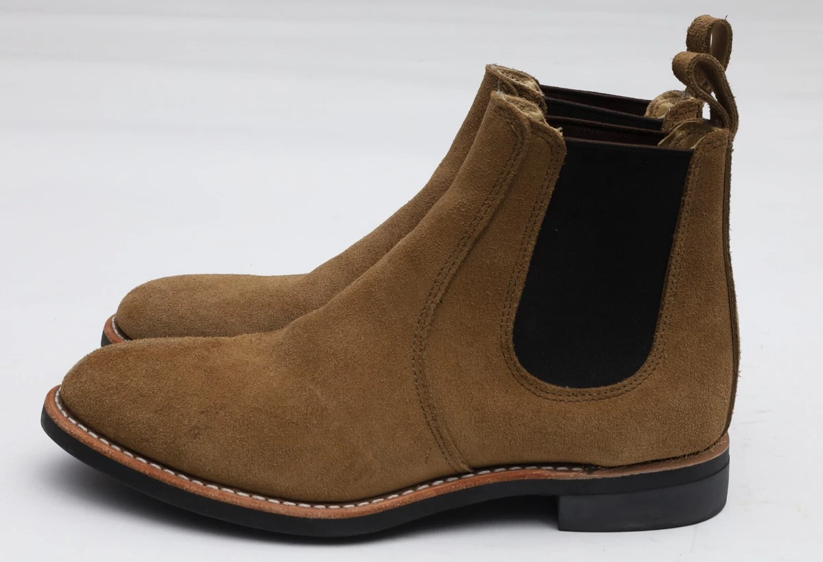 Olive store chelsea boots