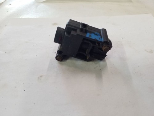 5.4L Fuel Interia Cut Off Switch Fits 99 00 01 02 03 04 Ford F250 F350 - Picture 2 of 12