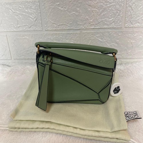 Mercari safety appraised!LOEWE Loewe Puzzle Bag Nano Limited Edition Limited