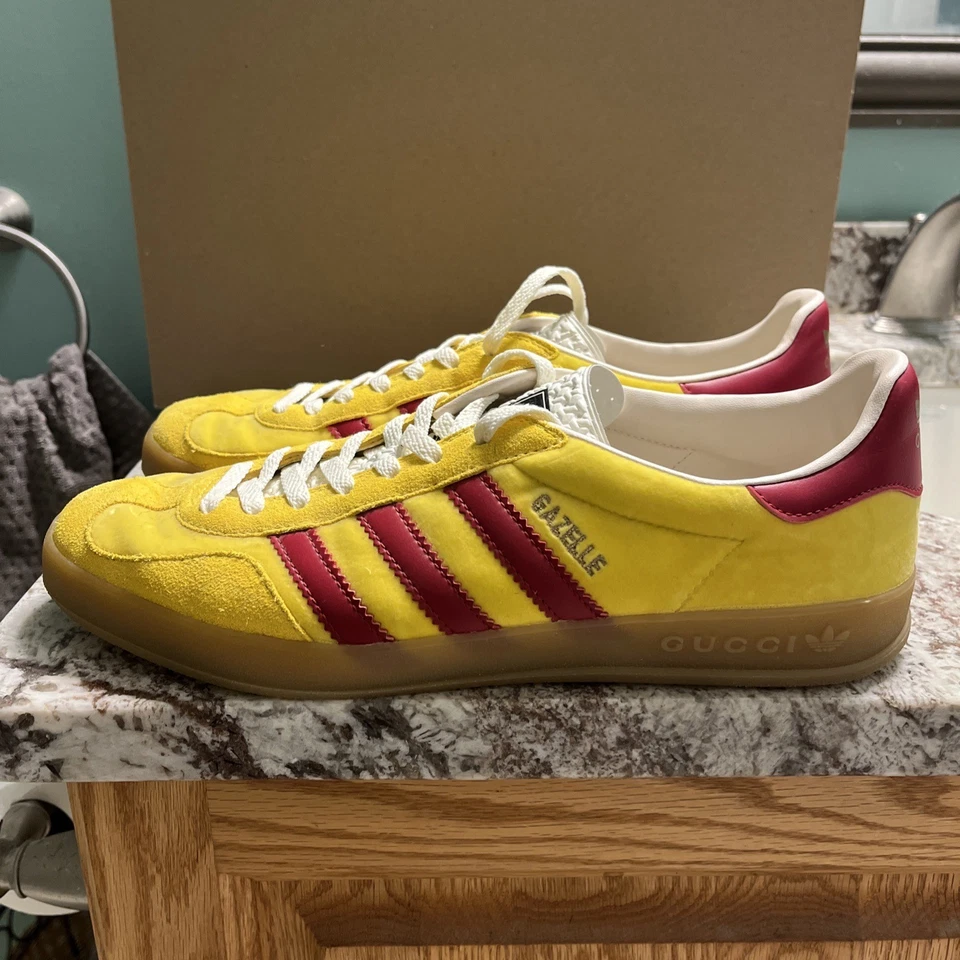 Talla US 11 - Gucci X Adidas Gazelle Amarillo Y Rojo Foto 3 de 4