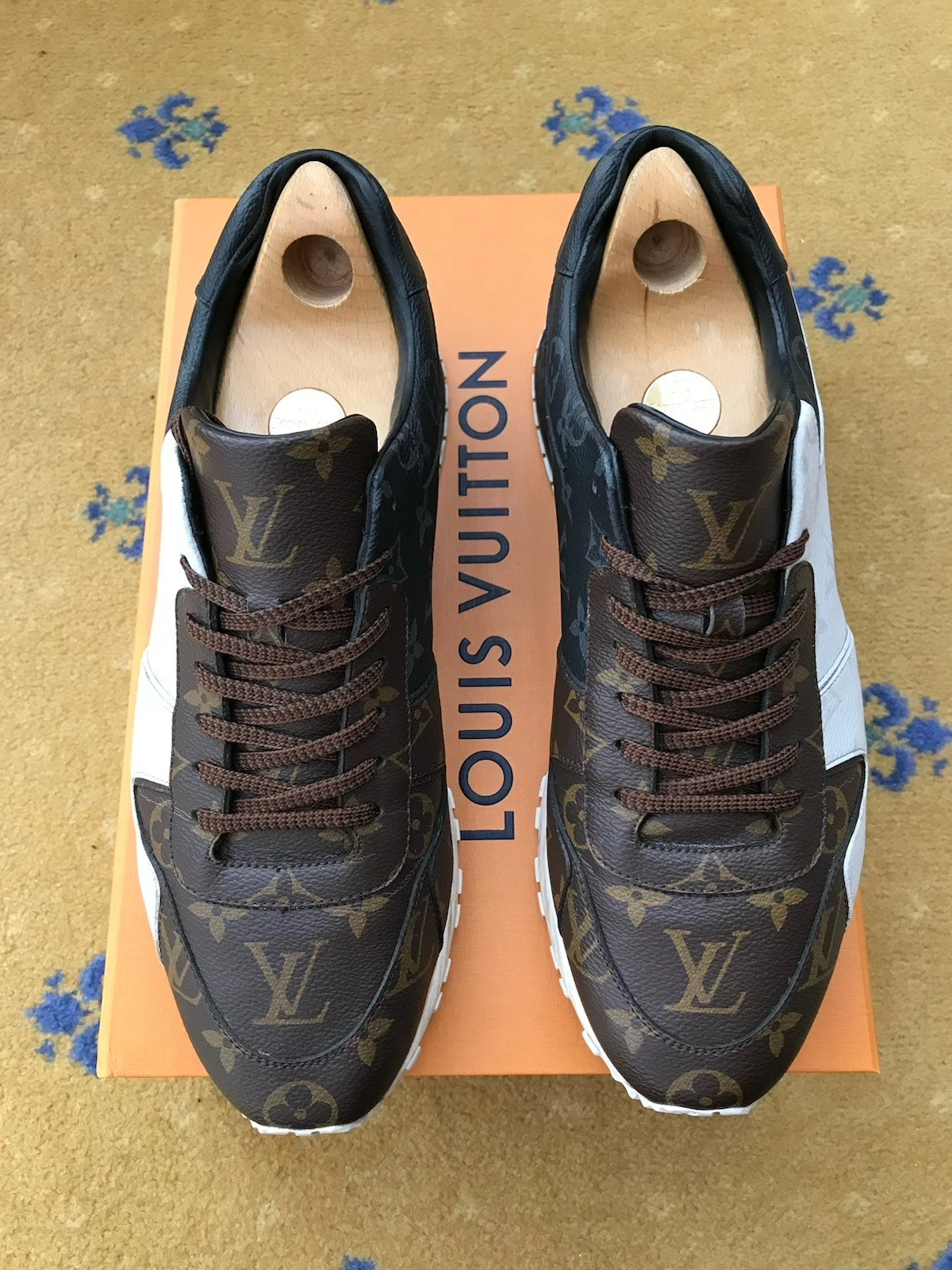 LOUIS VUITTON TRAINER Louis Vuitton Scarpe da Ginnastica Sneaker Run Away Monogram Uomo UK 9 US 10 EU 43