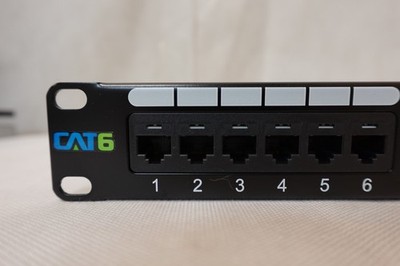 (x1) ICC - ICMPP2460V Patch Panel, Cat 6, 24-Port, 1RMS ~ NOS